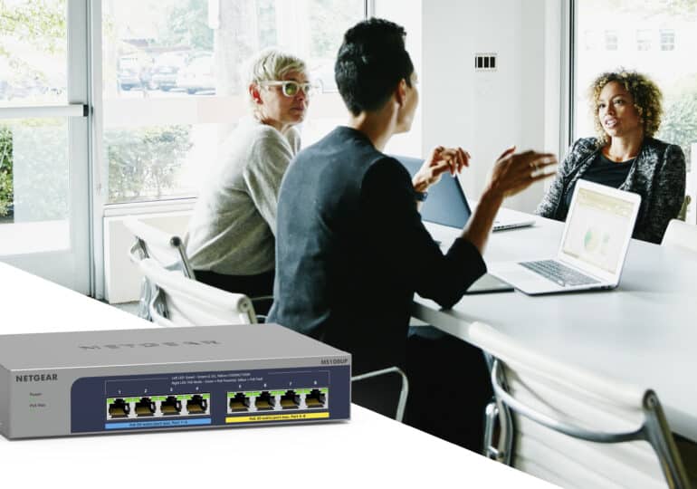 MS108UP multigigabites, nem menedzselhető PoE++ switch - WiFi 6 hozzáférési pontokhoz tervezve